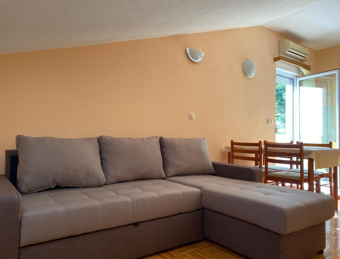 Apartment Begić Makarska Exteriör bild