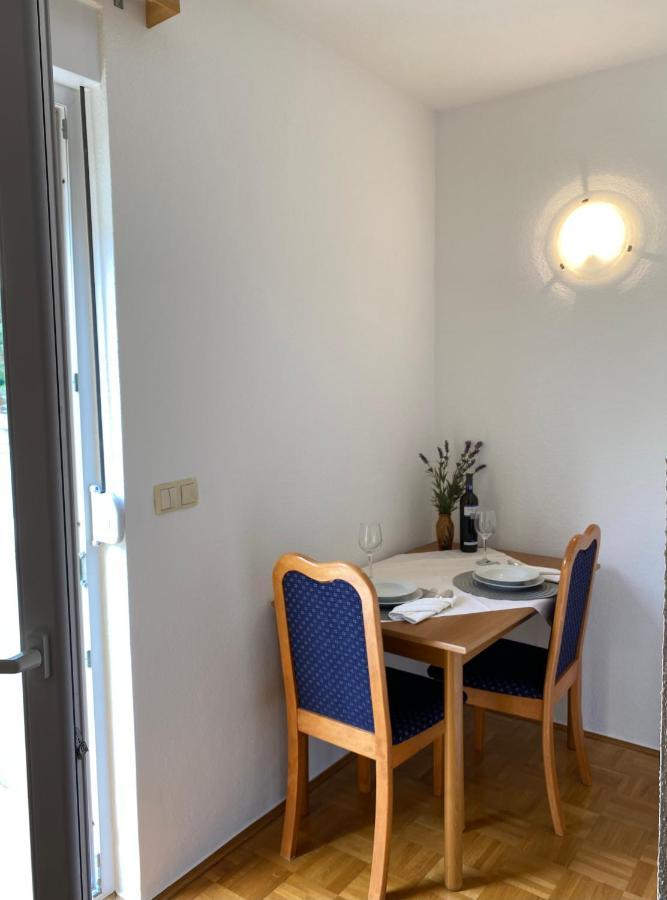 Apartment Begić Makarska Exteriör bild